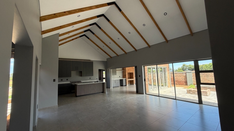  Bedroom Property for Sale in Vyfhoek A H North West